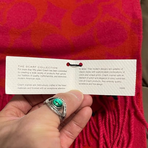 NWT Women’s Coach Signature 100% Merino Wool Fringe Scarf In Red 82” X 8.5” - Picture 8 of 11